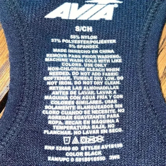 𝅺AVIA Sport Bra with Removal Pads Size Small - Picture 4 of 4